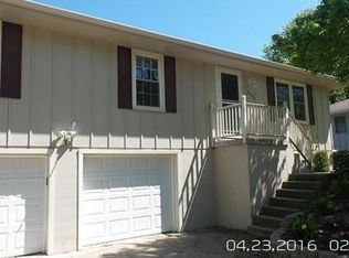 2201 SE Austin St, Oak Grove, MO 64075