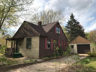 824 E Wausau Ave, Wausau, WI, 54403