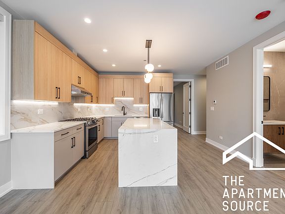 2nd image of 2354 W Polk St #401