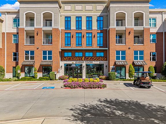 2nd image of 380 Vista Court Dr #4128