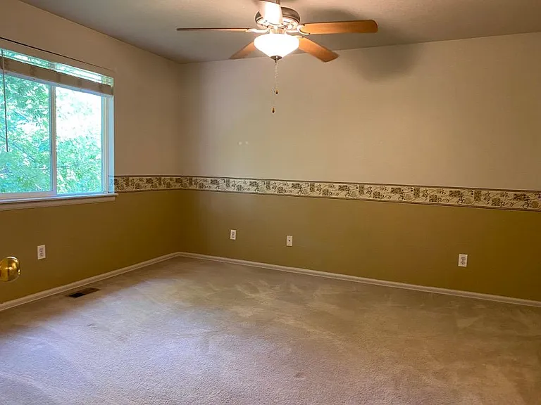 13945 Garfield Dr — Photo 15