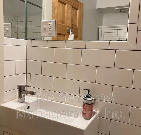 17 Drew St #23 — Photo 12