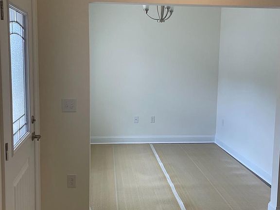 2nd image of 14453 Breakwater Reach