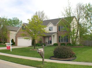 8305 Courtney Dr, Fishers, IN 46038