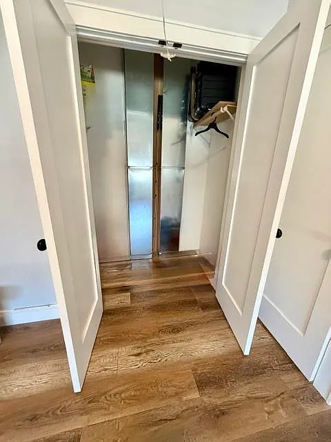 2 bed, 1.0 bath, $2,850 — Photo 2