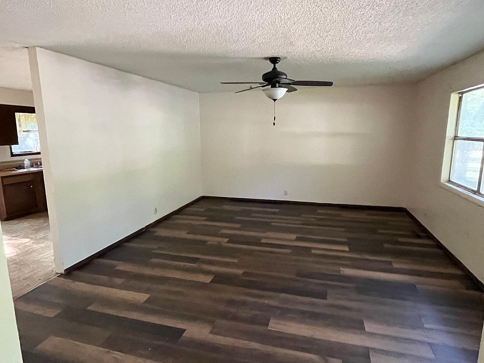 412 N Zinc Pl, Carterville, MO 64835 Zillow