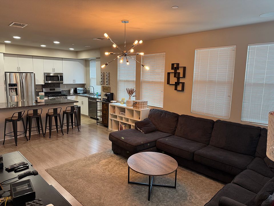 1st image of 801 S Anaheim Blvd Unit 104