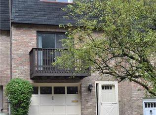 13 Krist Glen Dr, Pittsburgh, PA 15218