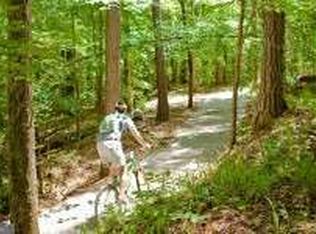 341 Retreat Trl, Lagrange, GA 30240