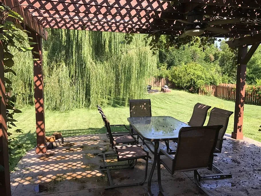 Patio - 4712 NE 79th St