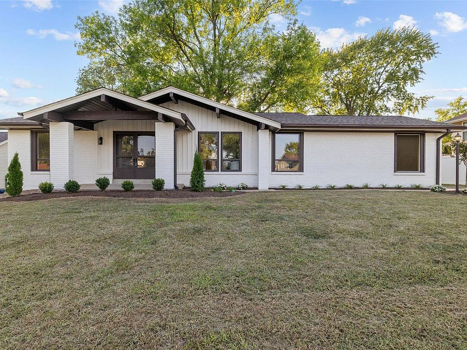 1st image of 1747 Shallowbrook Dr