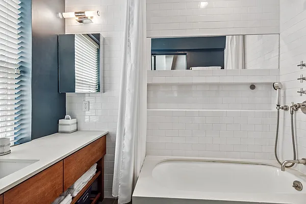 Sold by Corcoran | media 6