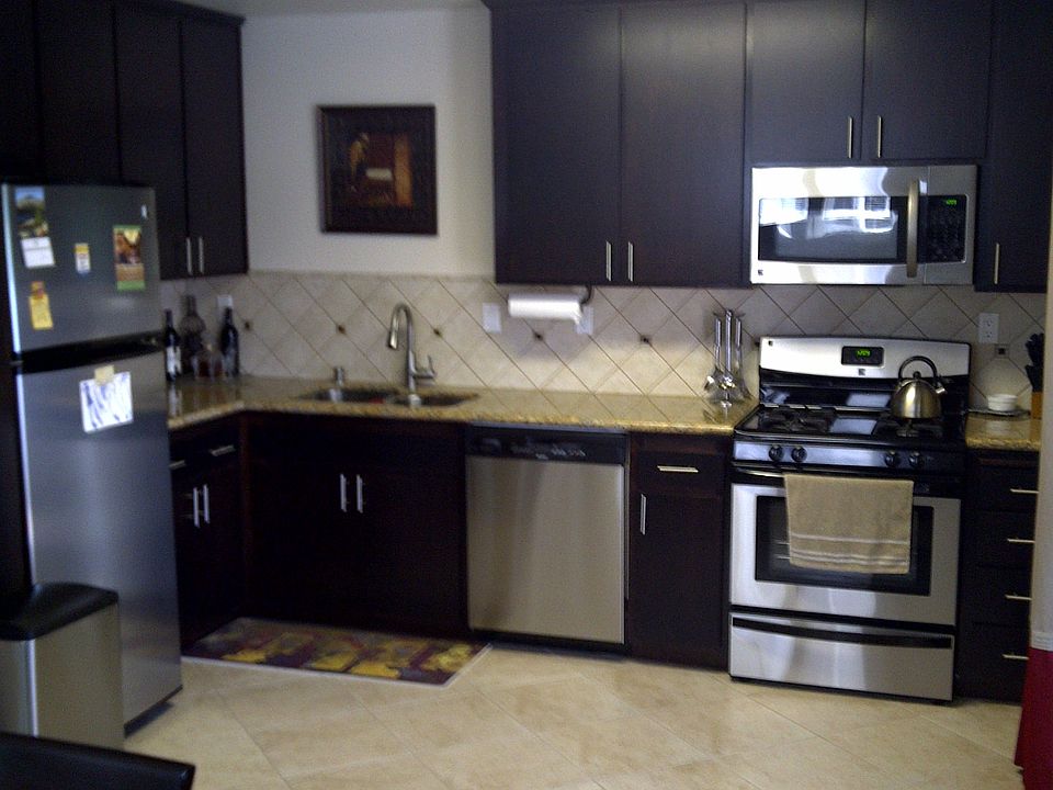 2nd image of 867 Twin Oaks Ln