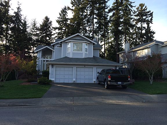 Front of 415 S 330th