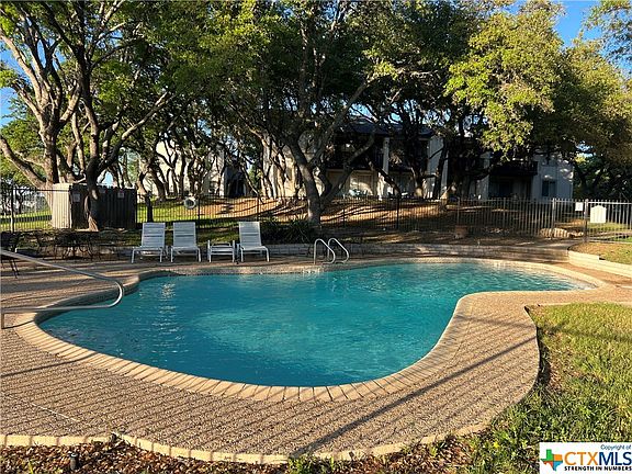 3rd image of 1033 Parkview Dr APT G44