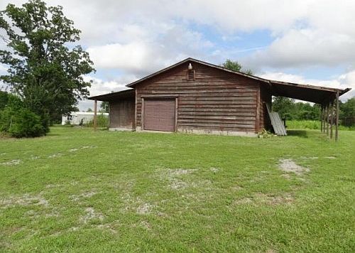 2nd image of 974 Hayes Ridge Rd