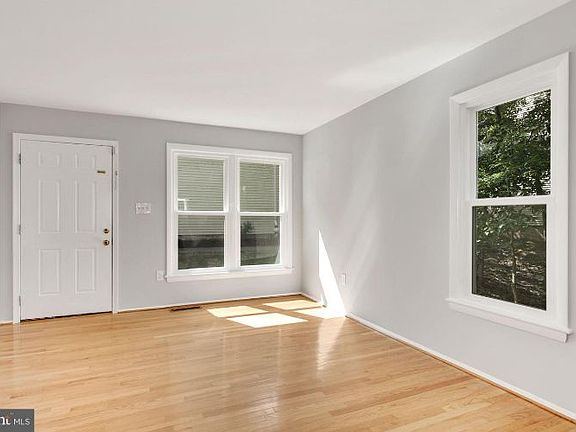 5th image of 2855 Chablis Cir #15A