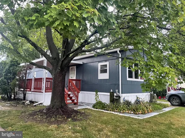 129 Covered Wagon Rd, Middle River, MD 21220