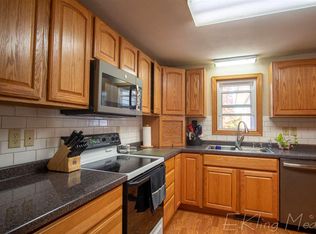 402 E Chapel St, Dodgeville, WI 53533