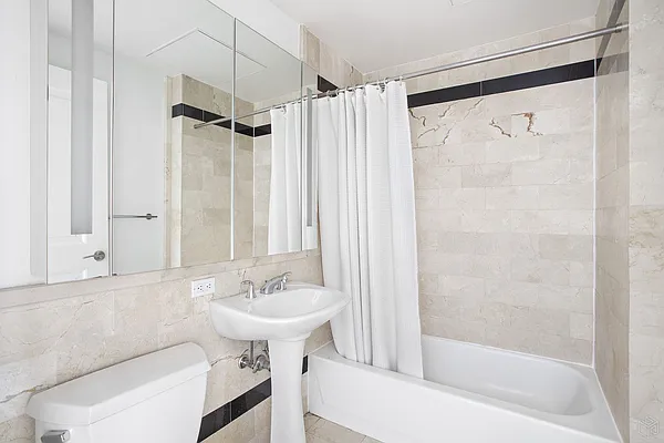 Rented by Halstead Real Estate | media 34