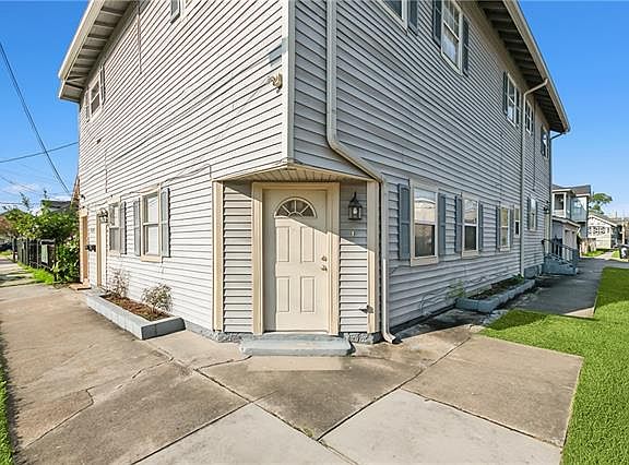 2nd image of 2334 Soniat St APT 1