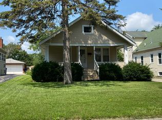 602 S Riverside Dr, Villa Park, IL 60181