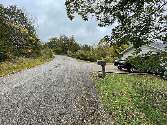 2nd image of Osage Ln