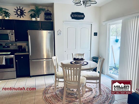 3rd image of 2417 S Red Bur Ct