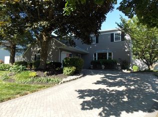 218 Dilworth Ln, Langhorne, PA 19047