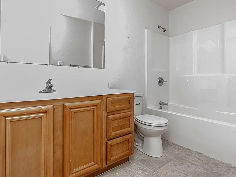 912 Whitetail Ct — Photo 12