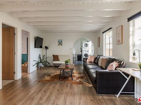 5th image of 3014 Finch St