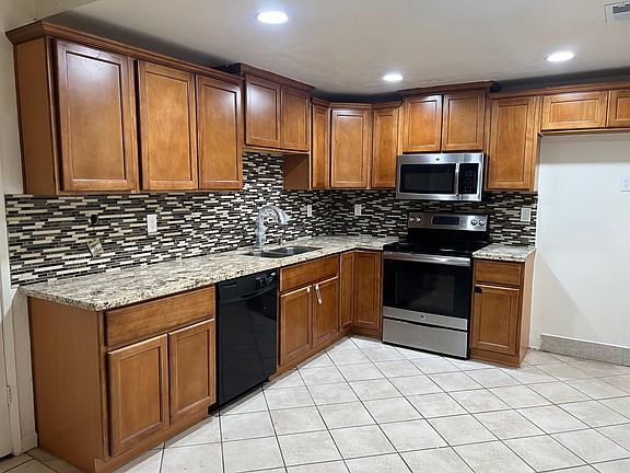 2nd image of 5636 Brush Creek Dr