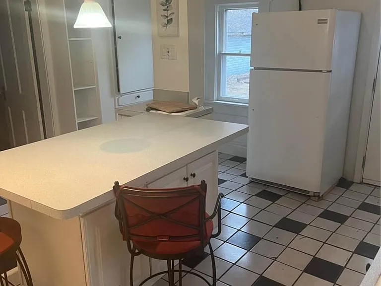 386 E Northwood Ave — Photo 34