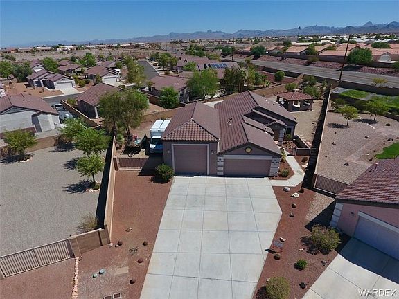 5th image of 2381 Stetson Cir