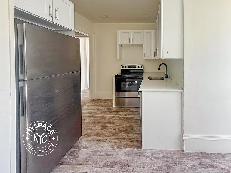 1176 Nostrand Ave #4R — Photo 10