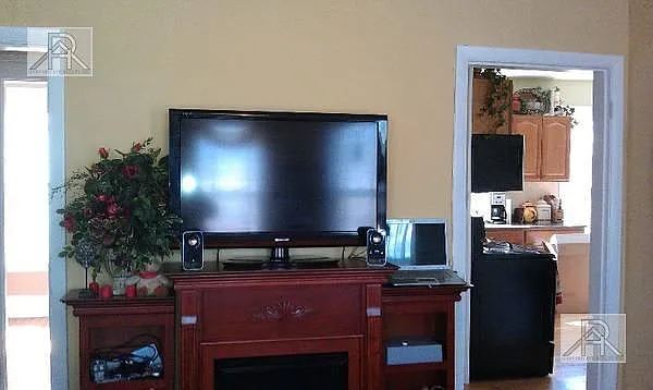 437 Washington St #2 — Photo 7