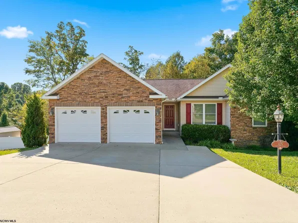 425 Oakmont Ct, Maidsville, WV 26541