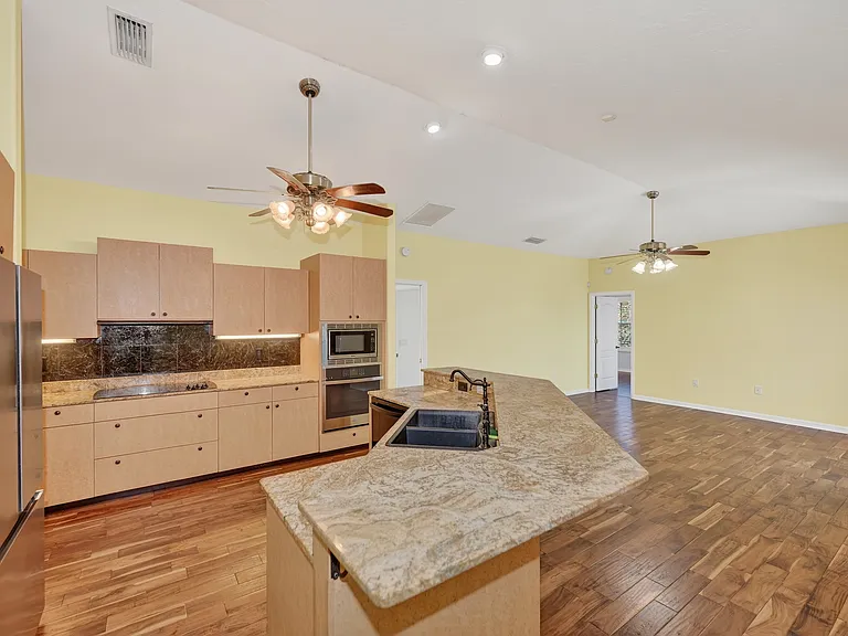 952 Bel Air Star Pkwy — Photo 22