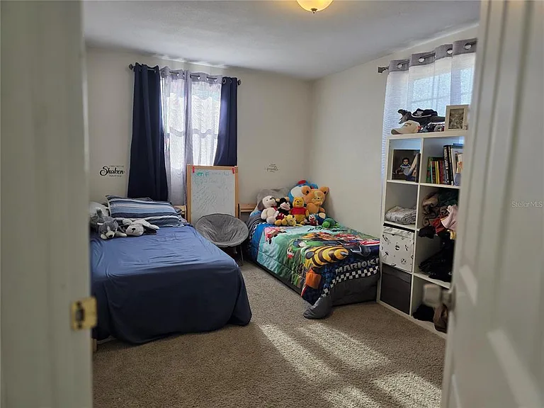 4823 Longwood Ave — Photo 20