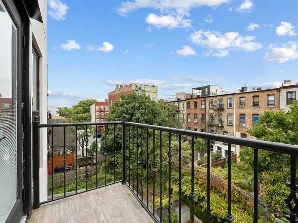 583 Putnam Avenue image 7 of 14