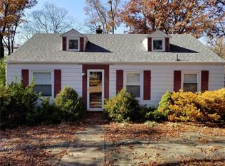 305 S Charles St, Edwardsville, IL 62025