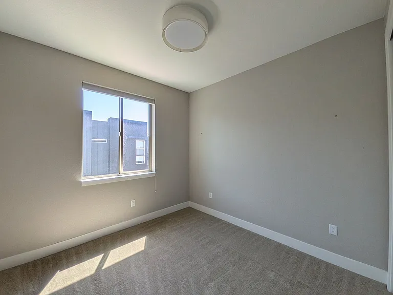 5009 S Prince Pl — Photo 19