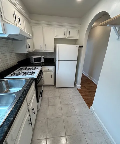 412 1/2 Rose Ave #B — Photo 12