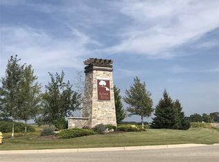 2877 Arbor Rdg, Janesville, WI 53548
