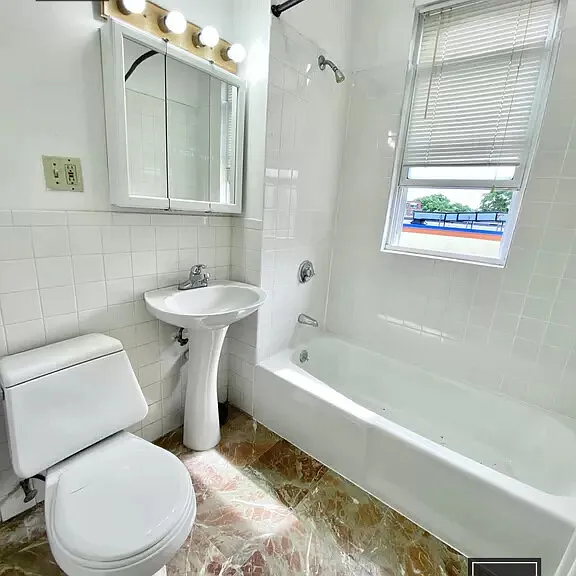 13 Scottfield Rd #7 — Photo 5
