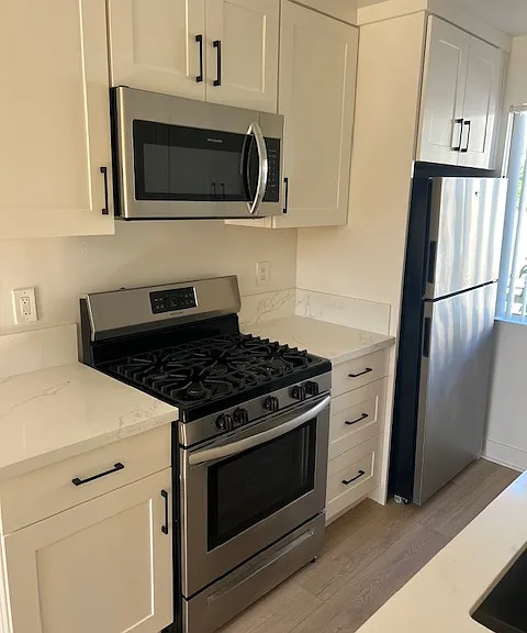 3649 Midvale Ave — Photo 3