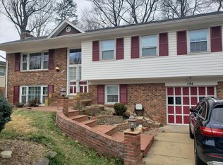 1704 Pebble Beach Dr, Vienna, VA 22182