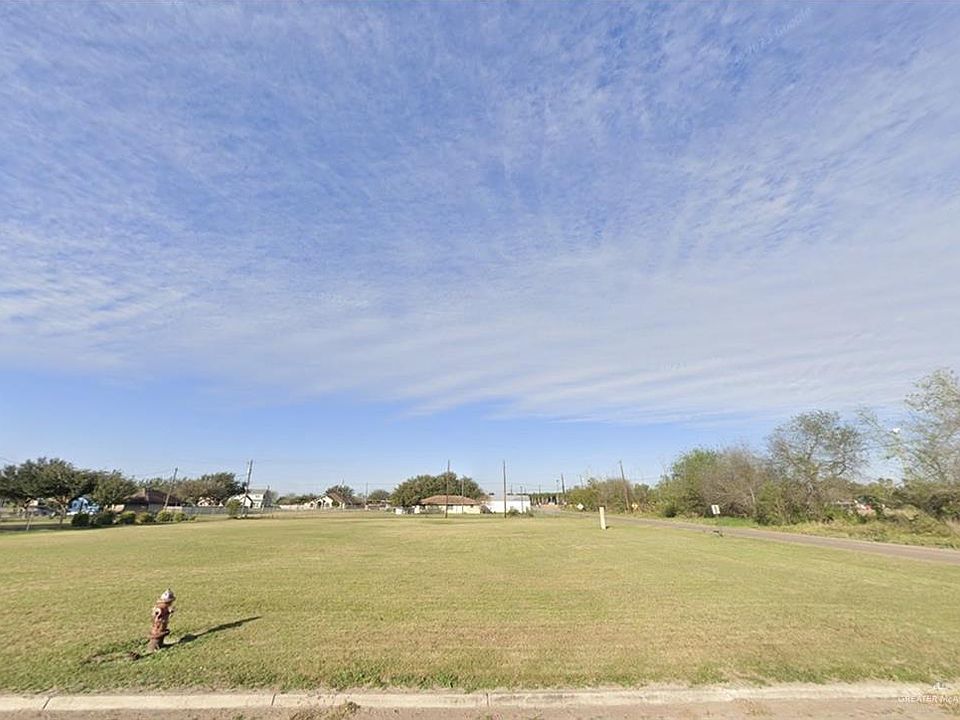 2nd image of 421 Maribels Dr