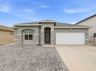 6745 La Puesta Dr, El Paso, TX 79932