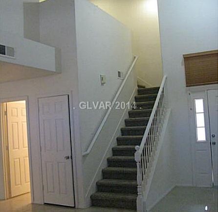 5th image of 8226 Fame Ave